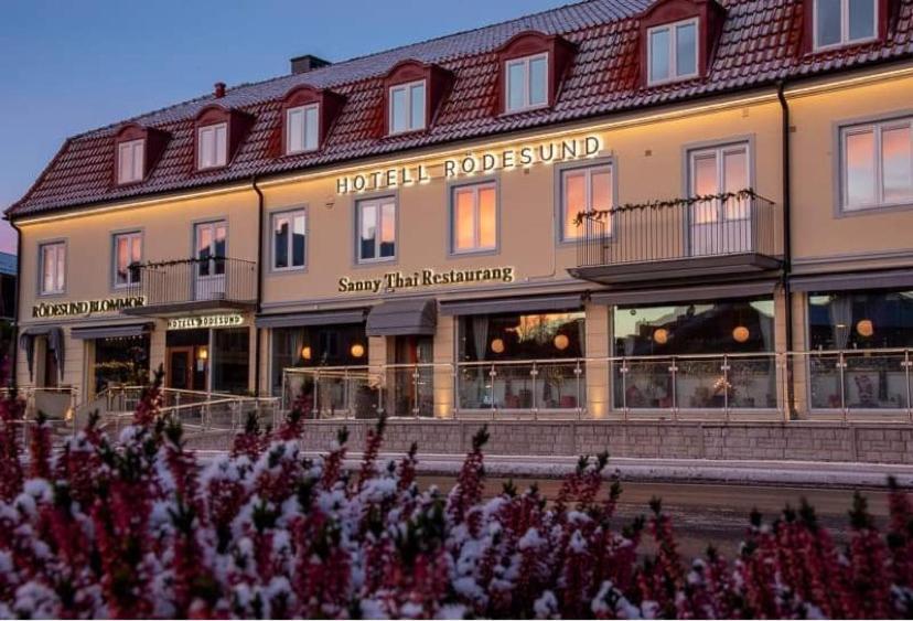 Hotell & Bistro Roedesund Карлсбори Екстериор снимка