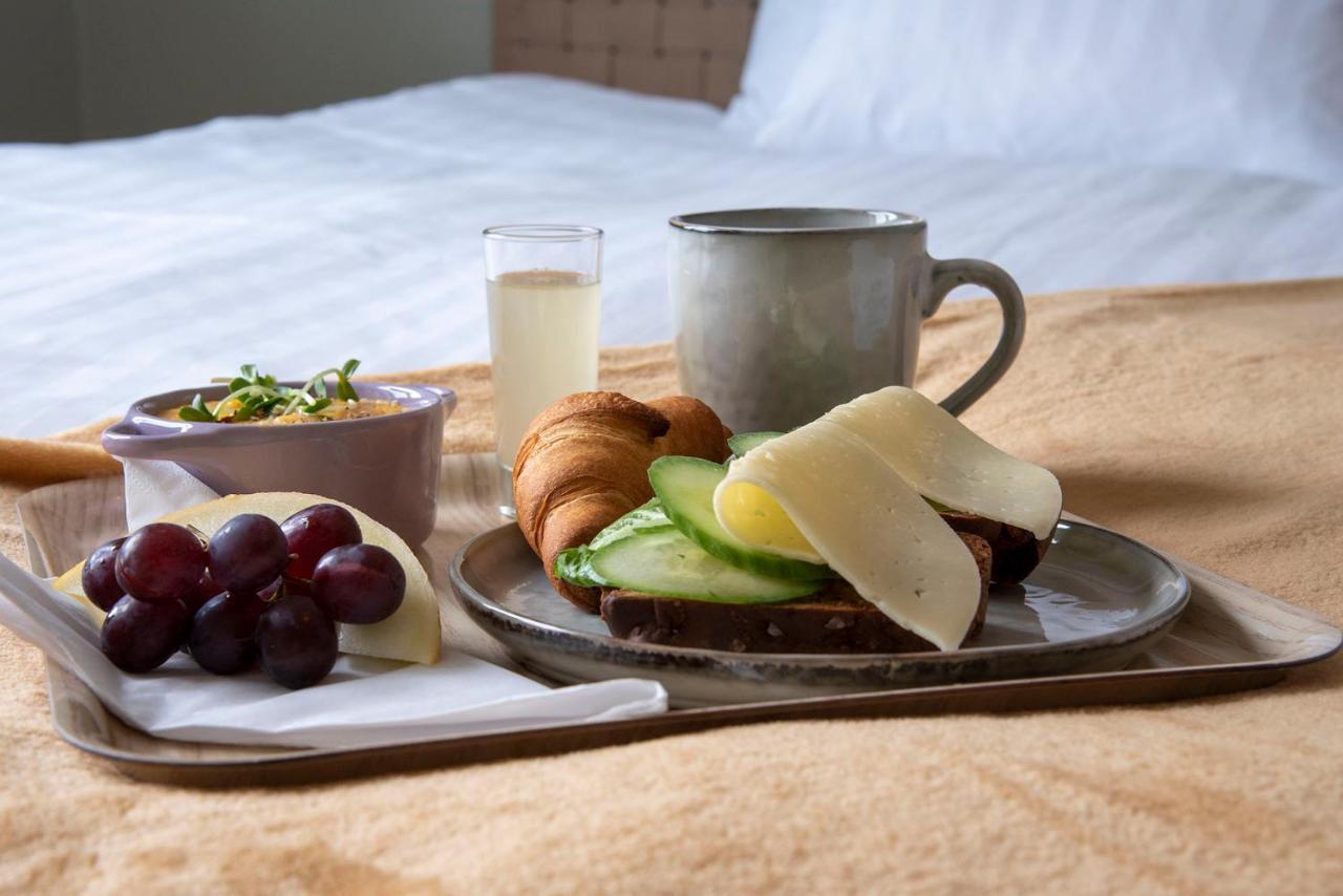 Hotell & Bistro Roedesund Карлсбори Екстериор снимка