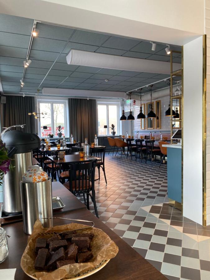 Hotell & Bistro Roedesund Карлсбори Екстериор снимка
