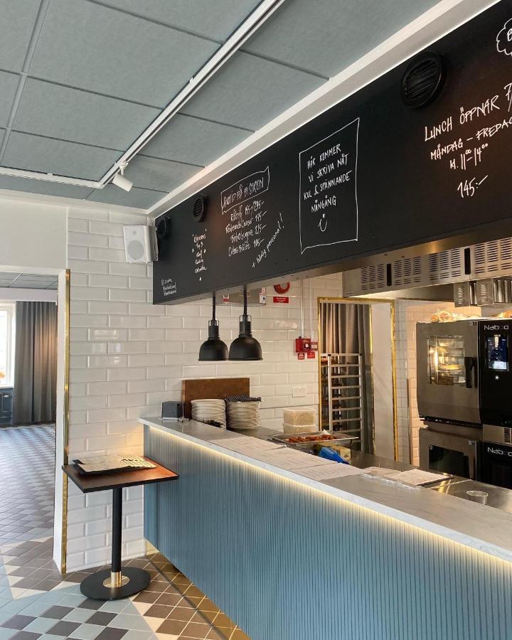 Hotell & Bistro Roedesund Карлсбори Екстериор снимка